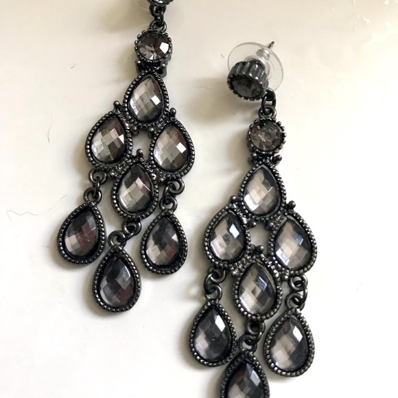 Earrings - Picture 2 of 3